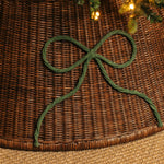 Bow-rattan-christmas-tree-skirt-close-up
