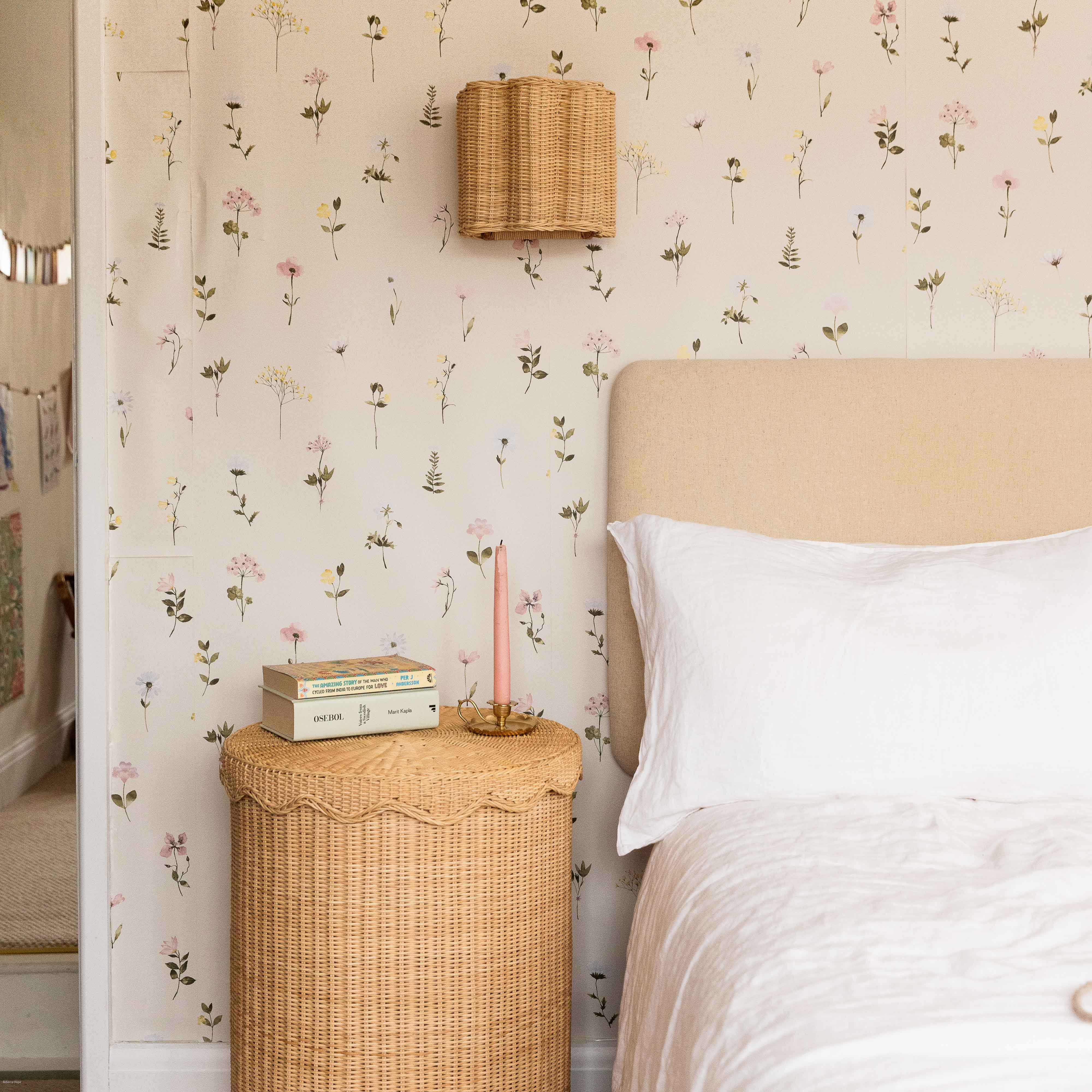 CLOVER-rattan-wall-light-shade-NATUrAL