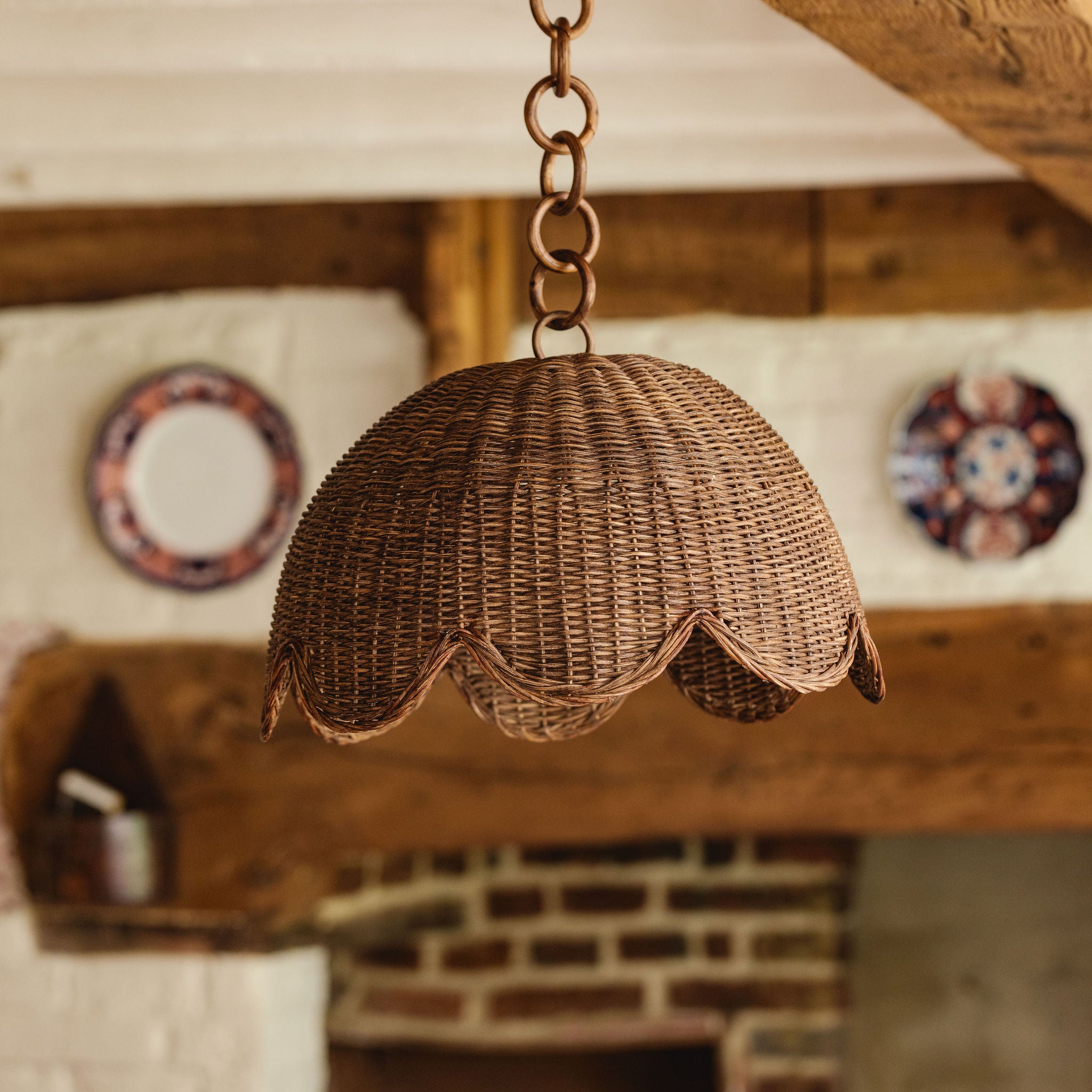 Etta-Pendant-shade-medium-teak-lifestyle