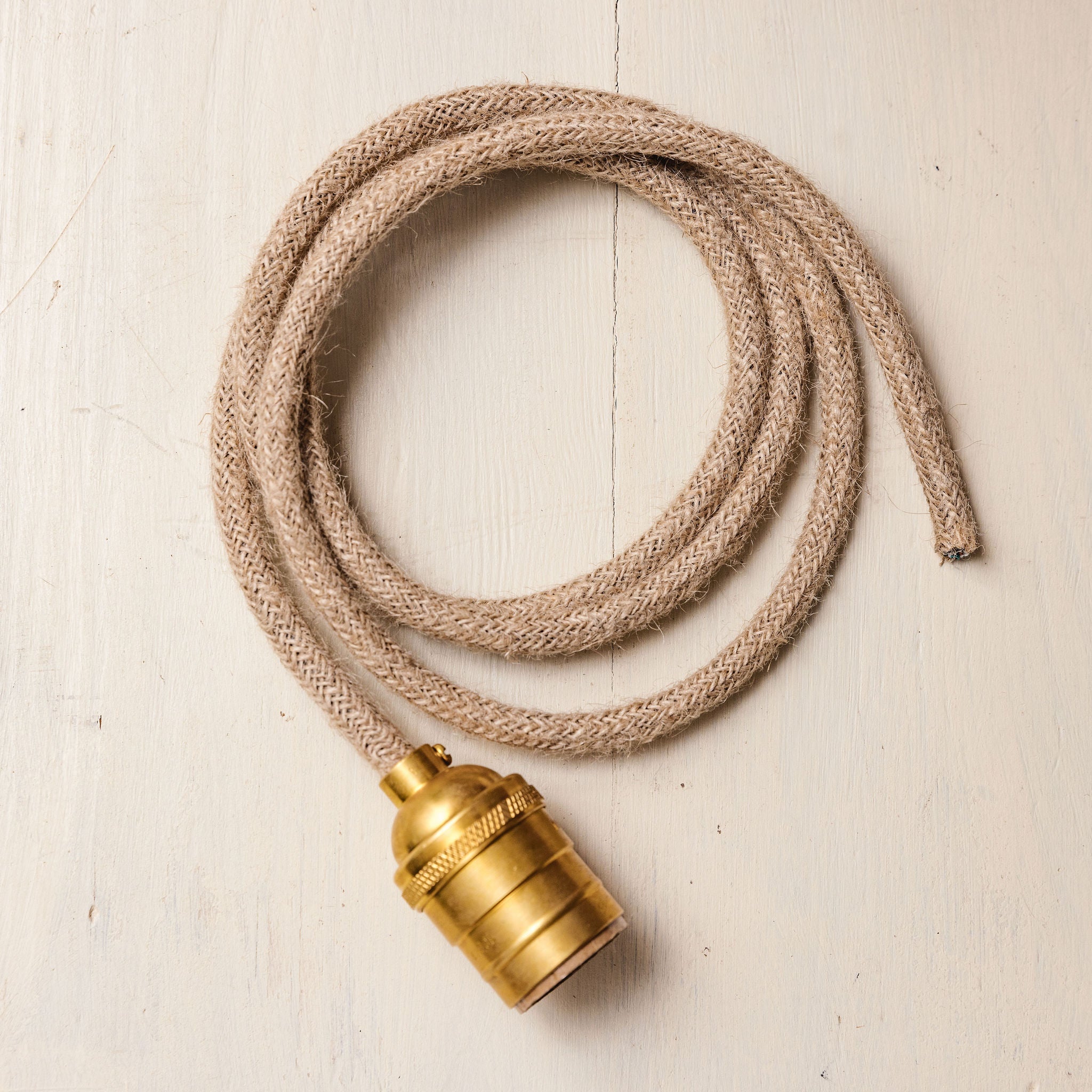 Flex-with-bulb-holder-us