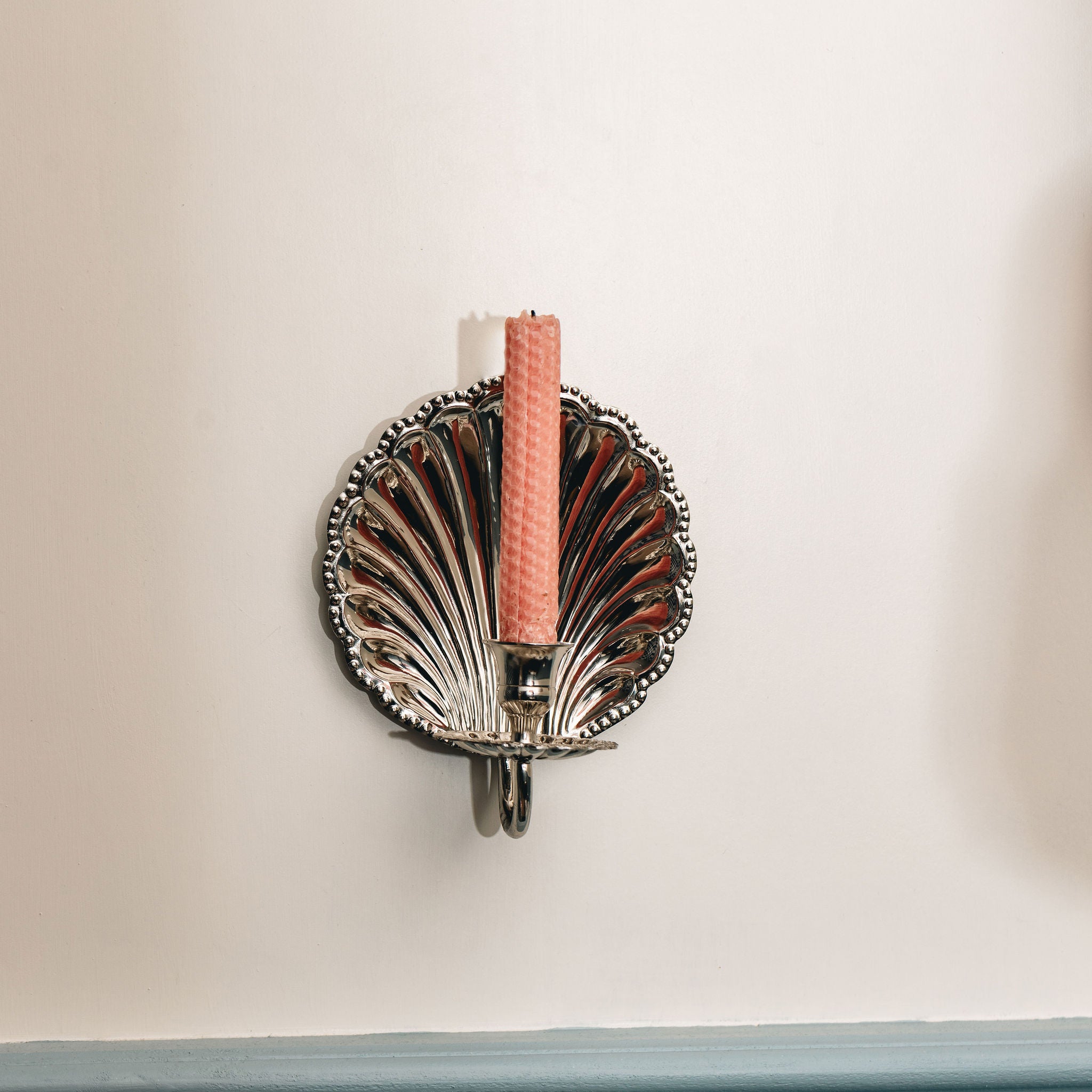 Shell Brass Wall Sconce (Single)