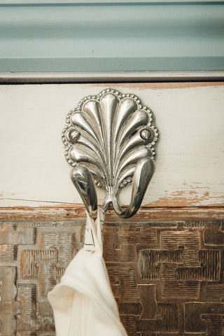 Hero-image-shell-hook-double-chrome-mobile