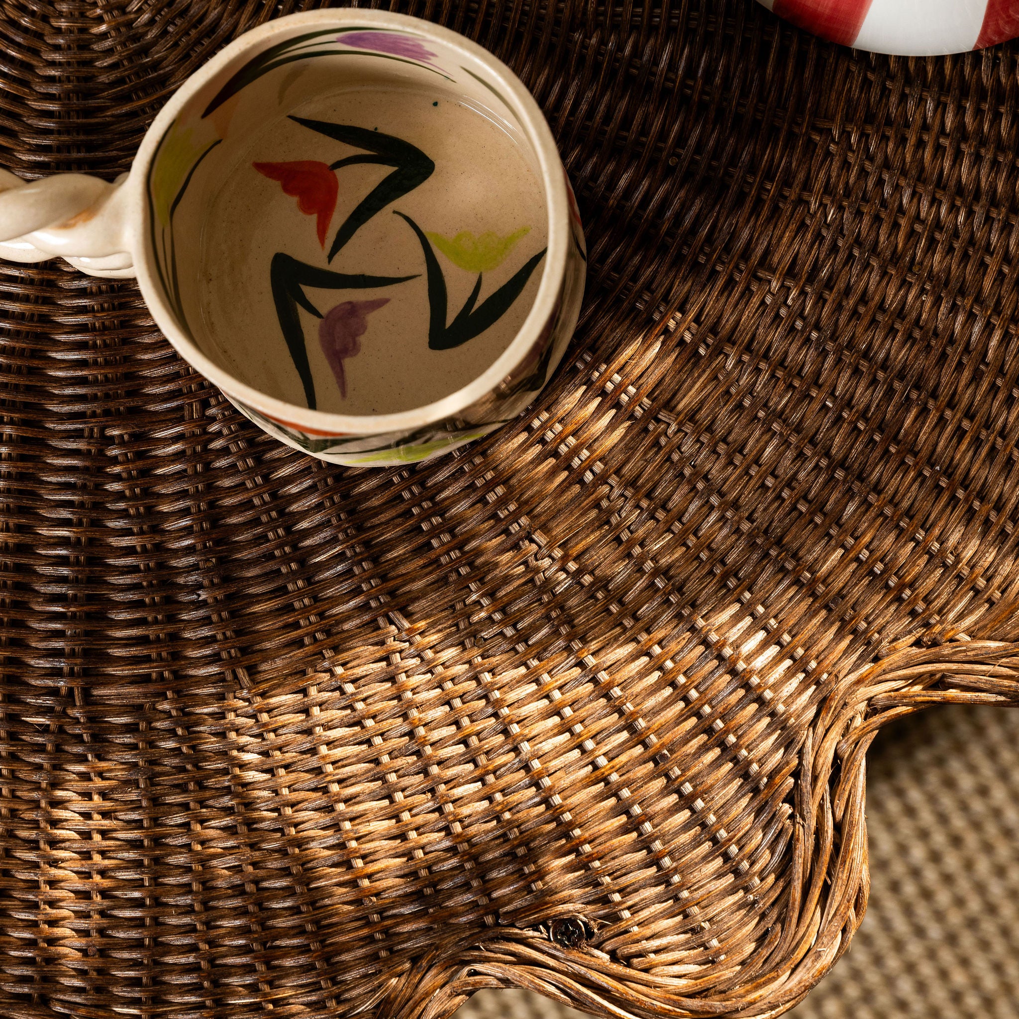 Ruby-Table-closeup-image