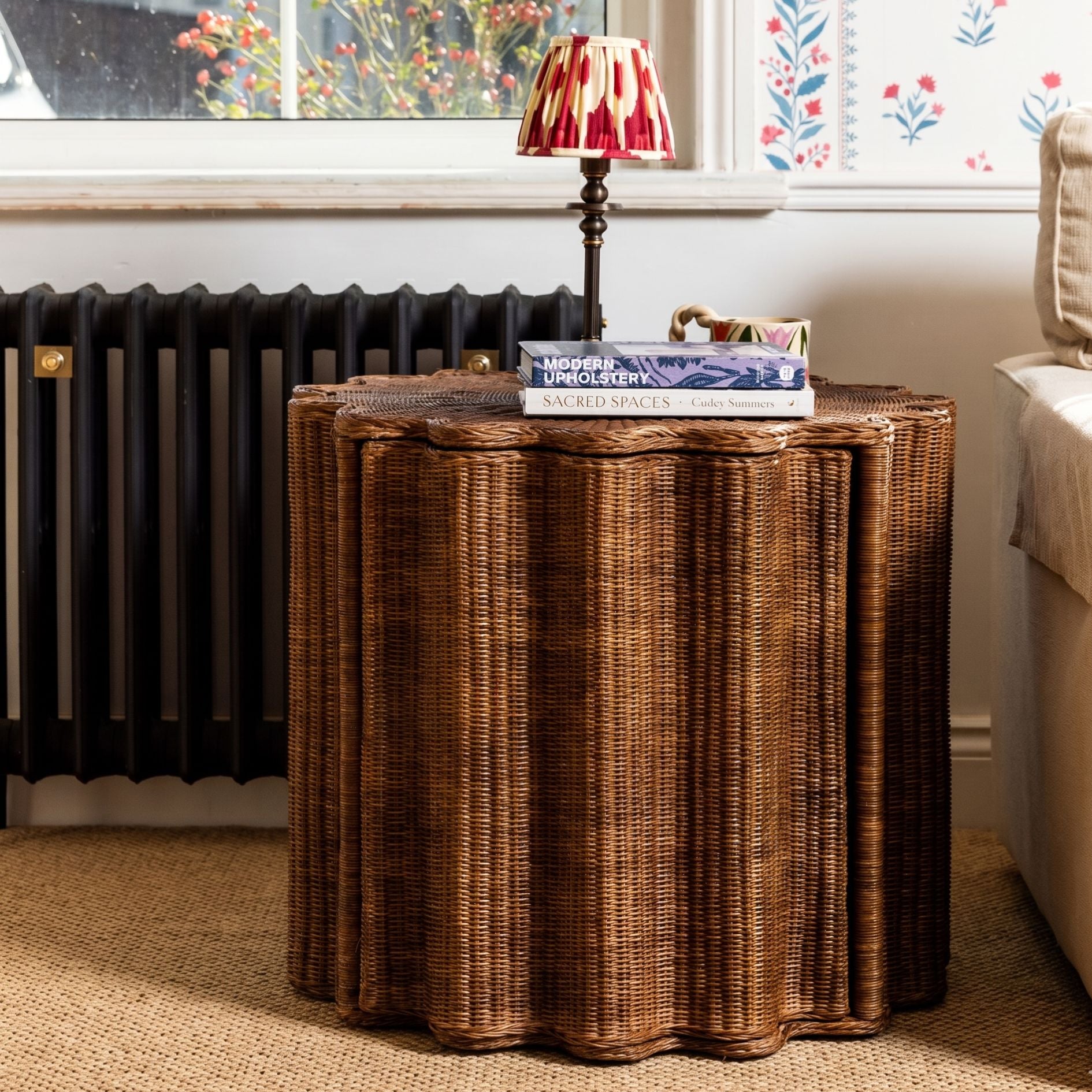 Ruby-Table-with-a-sofa