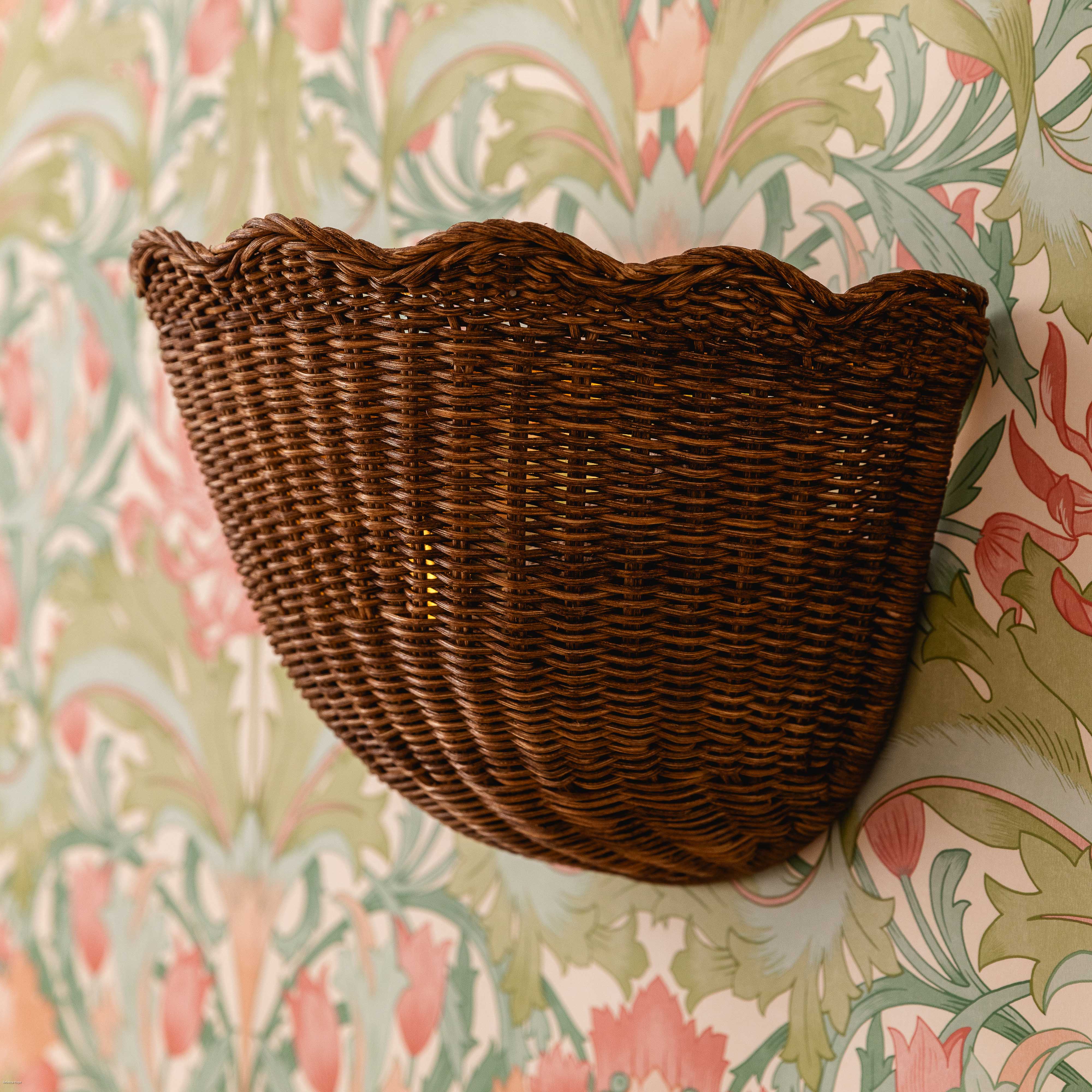 Scalloped-rattan-wall-light-small-teak