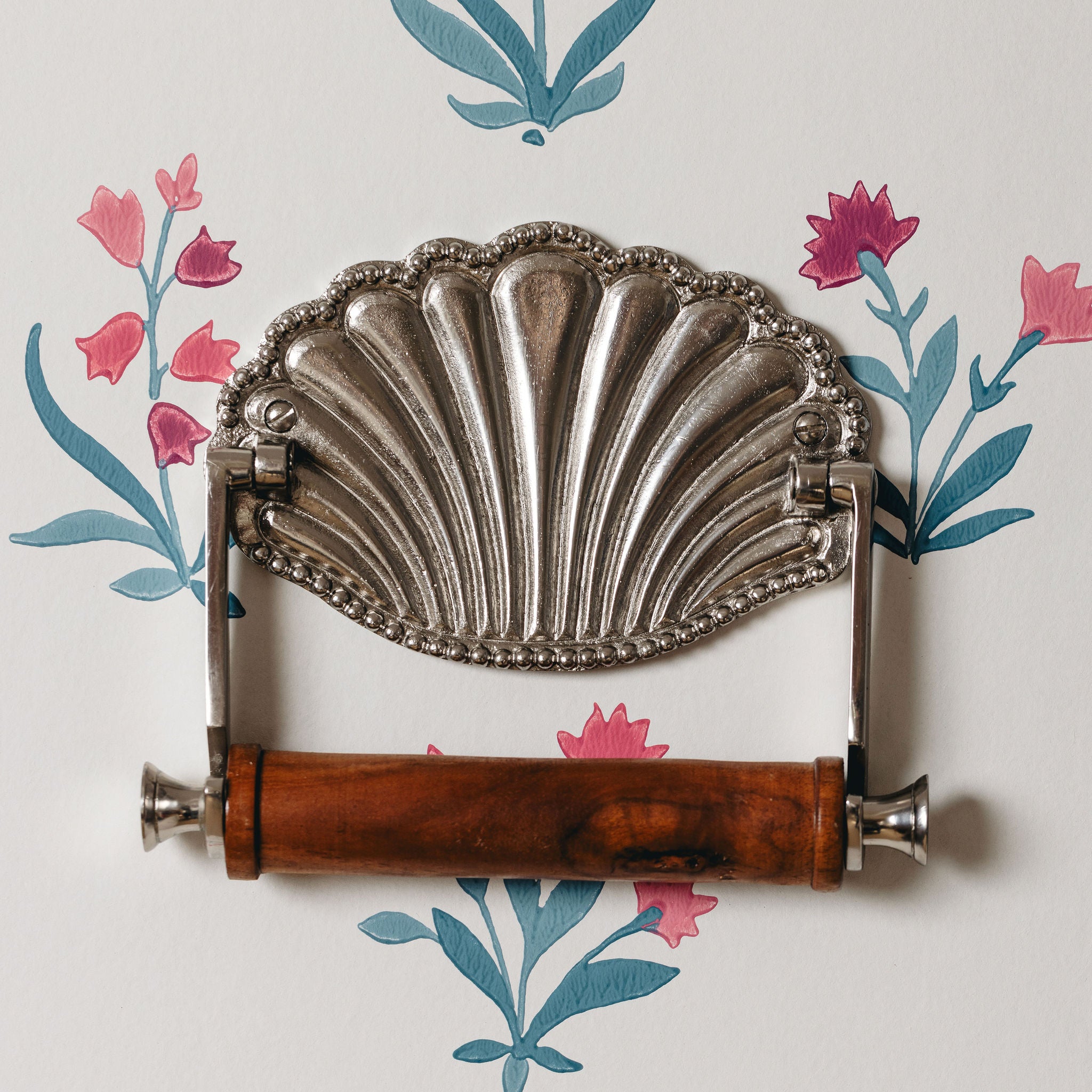 Shell-brass-toilet-roll-holder-chrome-front-image