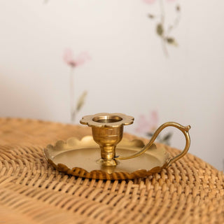 scalloped-brass-candle-holder