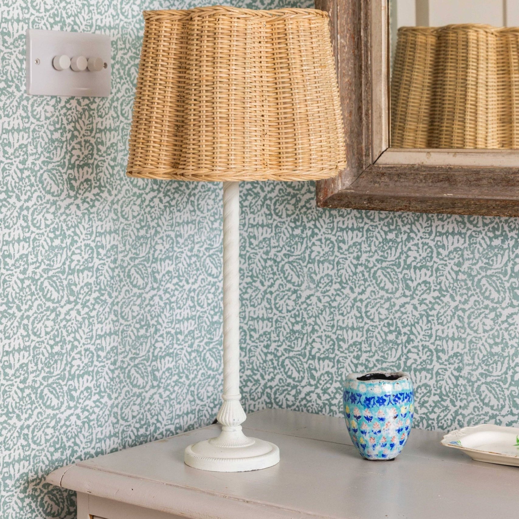 Clover Rattan Lampshade - hastshilp