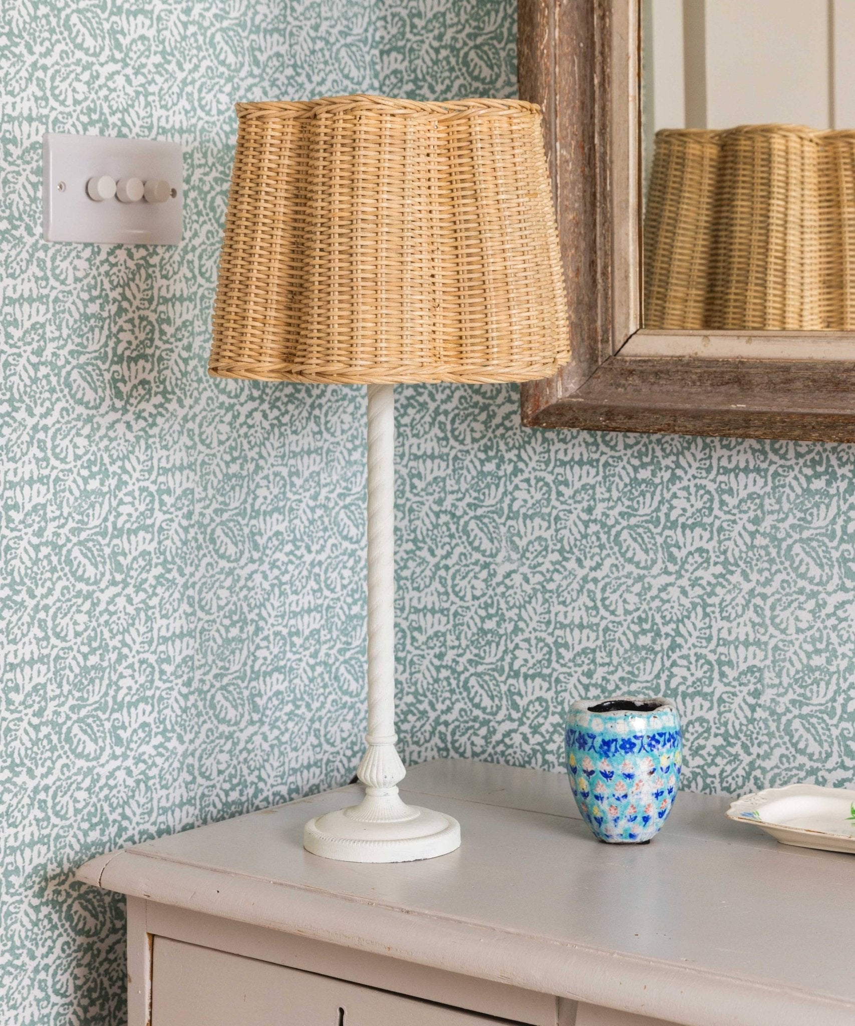 Clover Rattan Lampshade - hastshilp